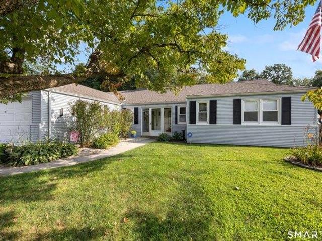 3 bedroom, Newington CT 06111 105587586