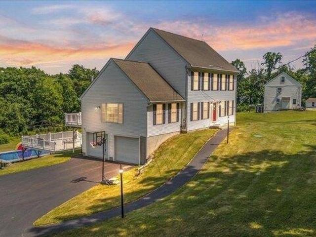3 bedroom, Newmarket NH 03857 104375948