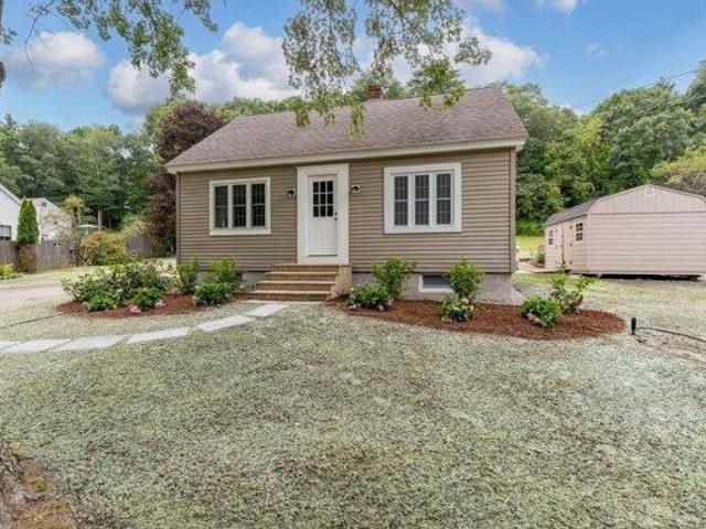3 bedroom, Newmarket NH 03857 105631876