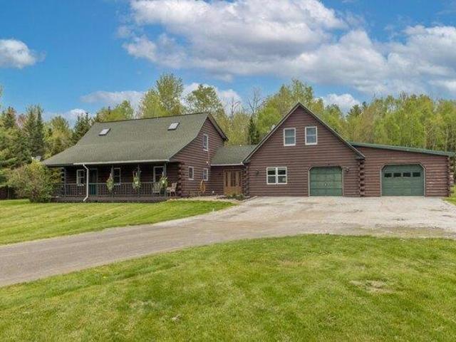 3 bedroom, Newport ME 04953 104848490