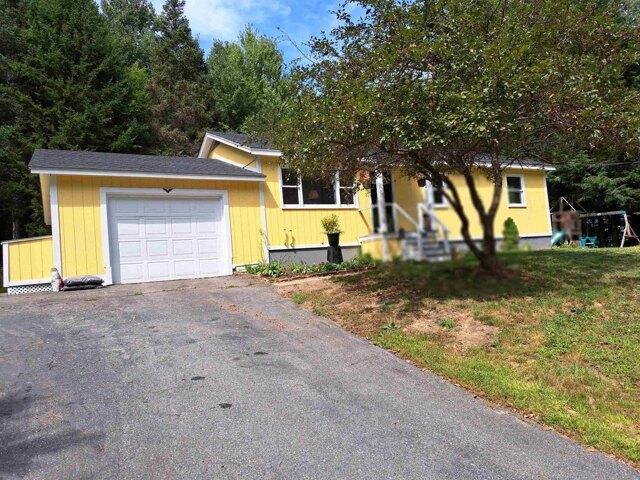 3 bedroom, Newport NH 03773 105551839