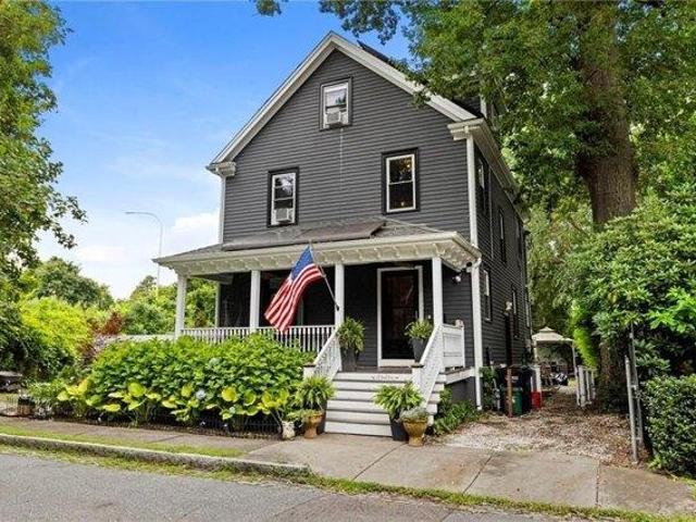 3 bedroom, Newport RI 02840 105402890