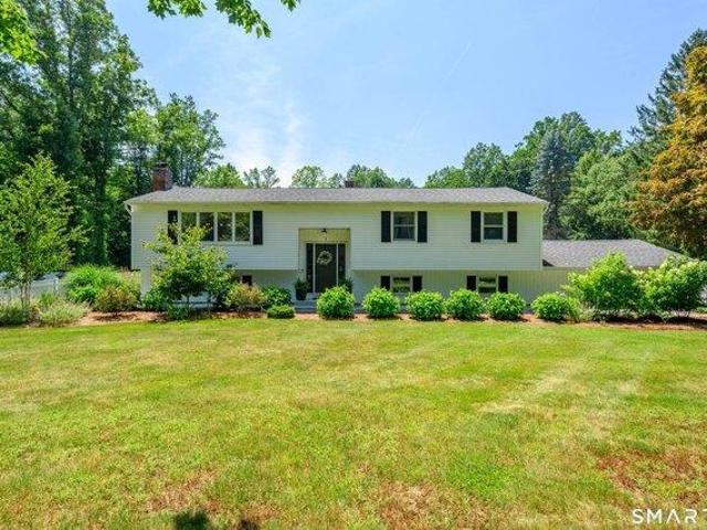 3 bedroom, Newtown CT 06470 105416054