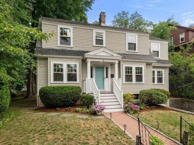 3 bedroom, Newton MA 02458 105560819