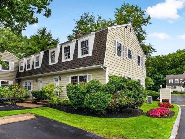 3 bedroom, Newton MA 02464 105383642