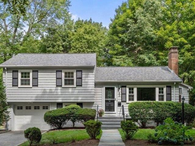 3 bedroom, Newton MA 02461 105473821