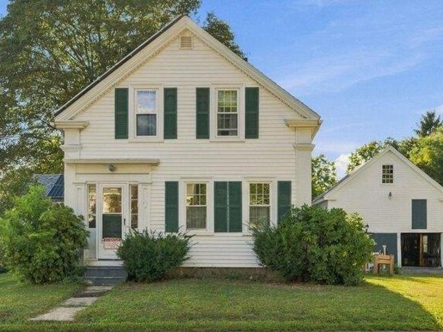 3 bedroom, Newton NH 03858 105551234
