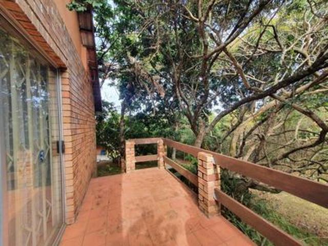 3 bedroom neat and spacious a fram.