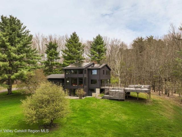 3 bedroom, NY NY 102272058