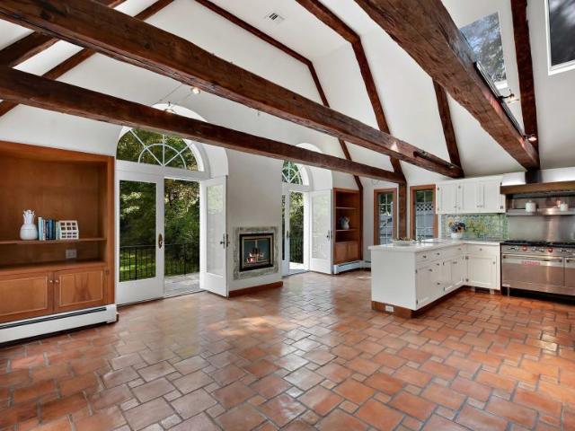 3 bedroom, NY NY 102519062