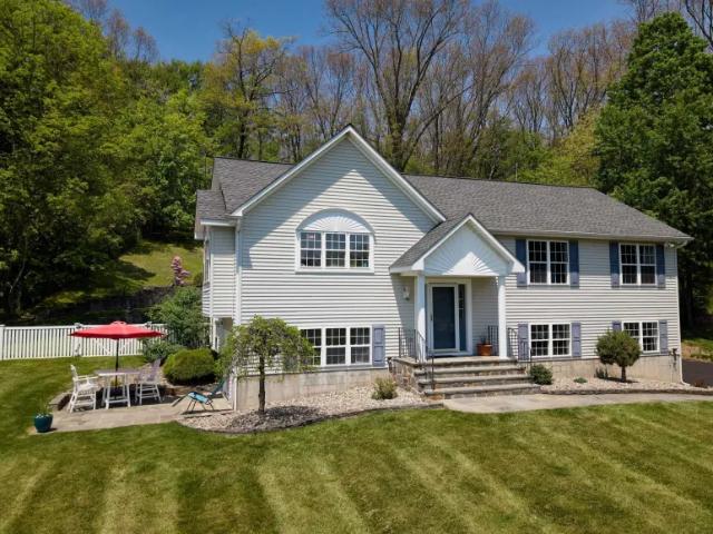 3 bedroom, NY NY 102551949