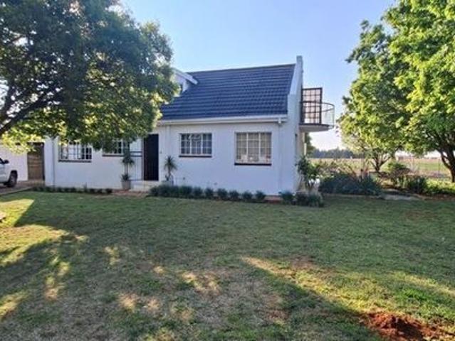 3 Bedroom smallholding to rent in Bloemdal, Bloemfontein