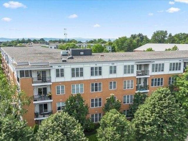 3 bedroom, South Burlington VT 05403 105384472