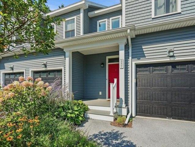 3 bedroom, South Burlington VT 05403 106036506
