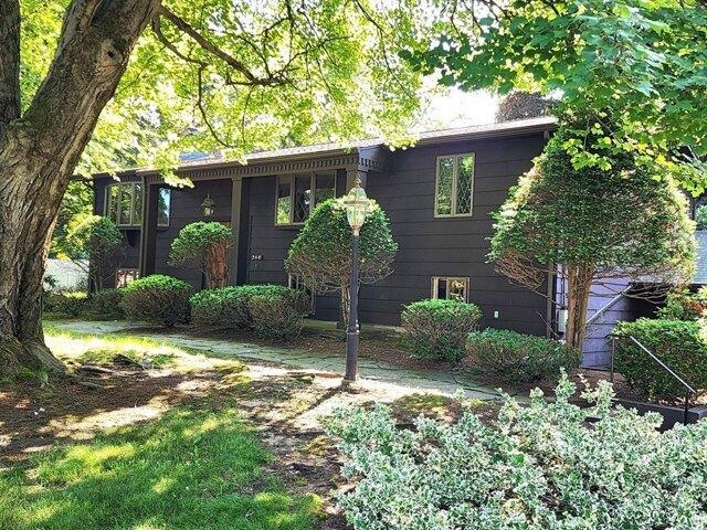3 bedroom, South Hadley MA 01075 105330674
