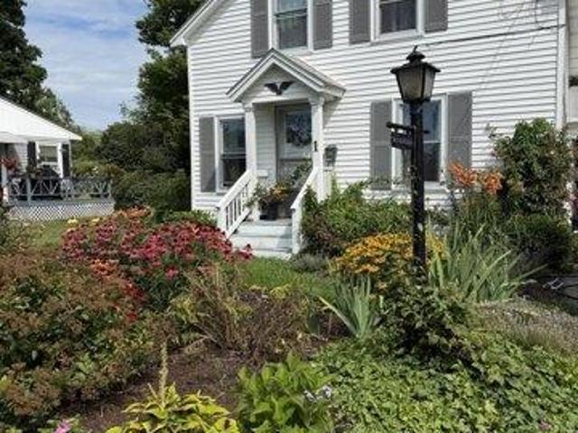 3 bedroom, South Portland ME 04106 105652383