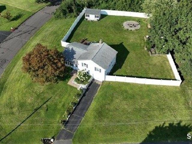 3 bedroom, South Windsor CT 06074 105233901