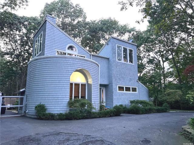 3 bedroom, Southampton NY 11968 72692358