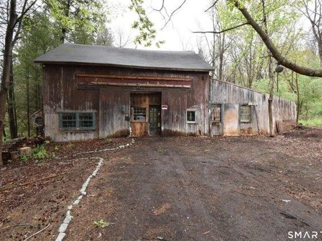 3 bedroom, Southbury CT 06488 104543354