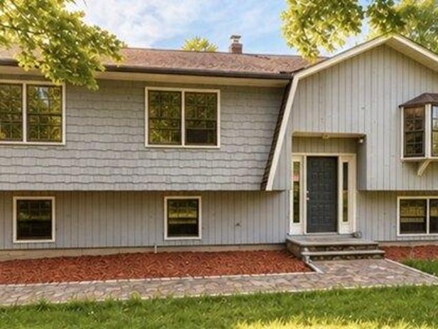 3 bedroom, Southbury CT 06488 105476611