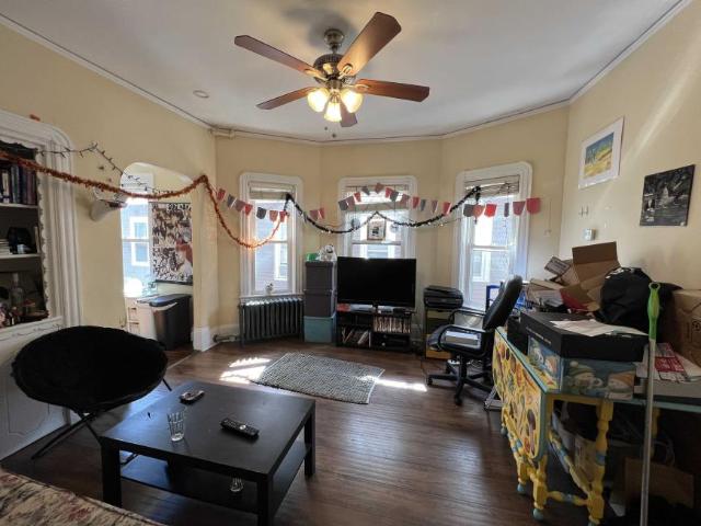 3 bedroom, Somerville MA 02144 LS98395241