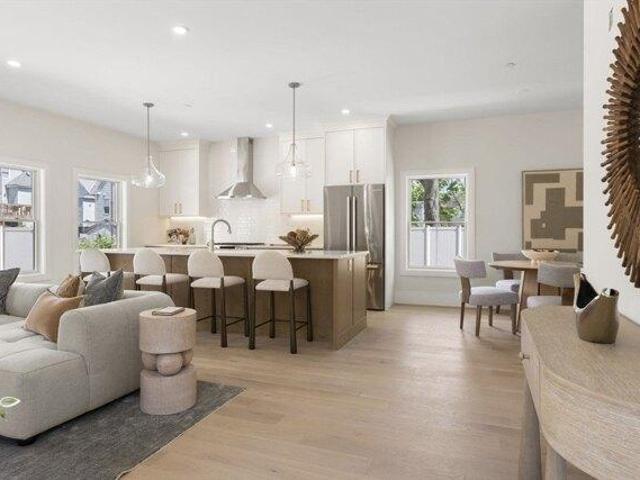 3 bedroom, Somerville MA 02145 105532222