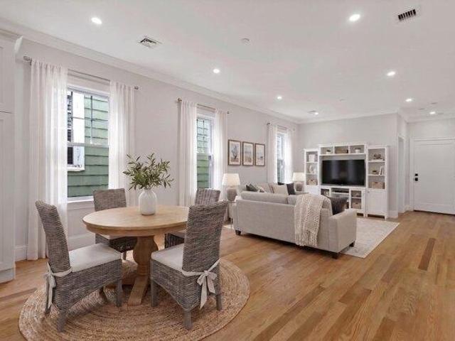 3 bedroom, Somerville MA 02145 105559124