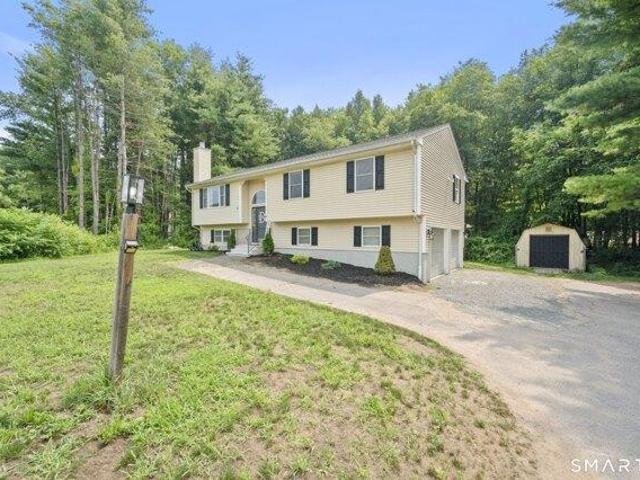 3 bedroom, Somers CT 06071 105424350