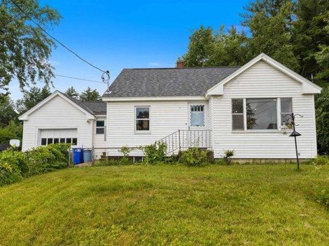 3 bedroom, Somersworth NH 03878 105384022