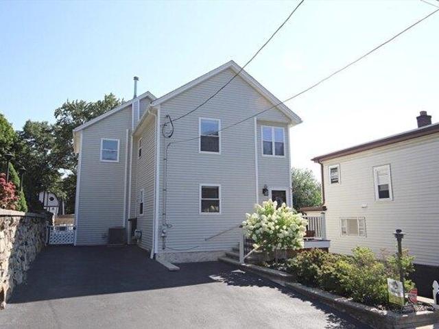 3 bedroom, Saugus MA 01906 105440017