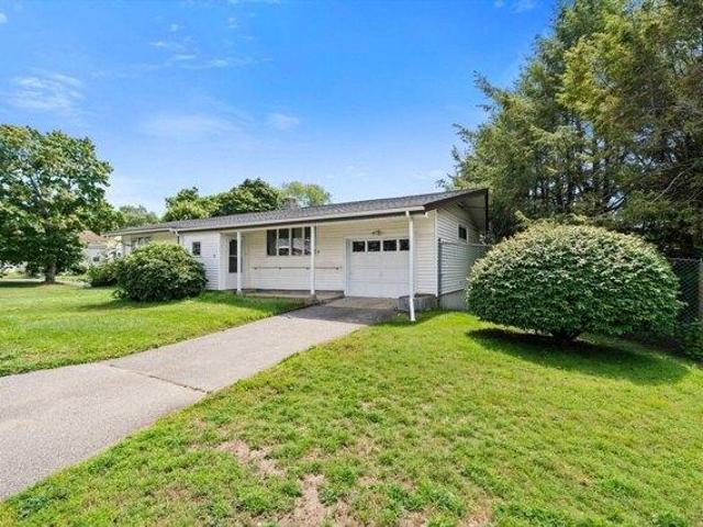 3 bedroom, Saugus MA 01906 105478242