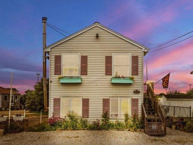 3 bedroom, Salisbury MA 01952 105401295