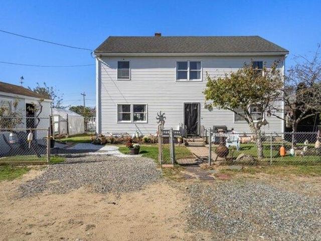 3 bedroom, Salisbury MA 01952 105533393