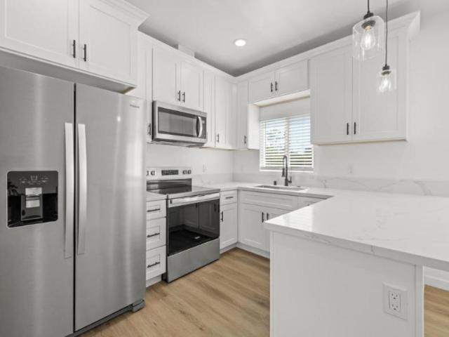 3 bedroom, San Diego CA 92115 LS105775864