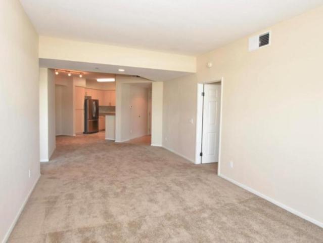 3 bedroom, San Diego CA 92122 LS105355570