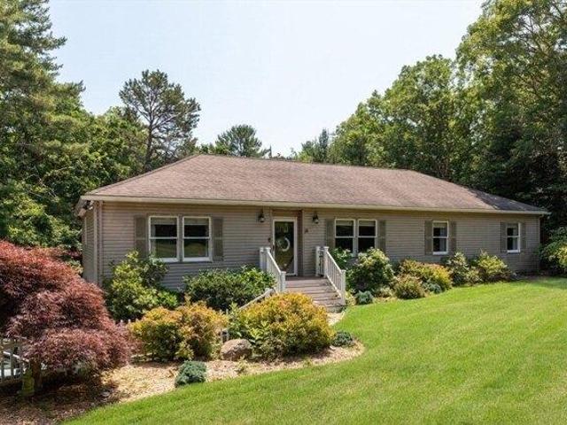 3 bedroom, Sandwich MA 02563 105658979
