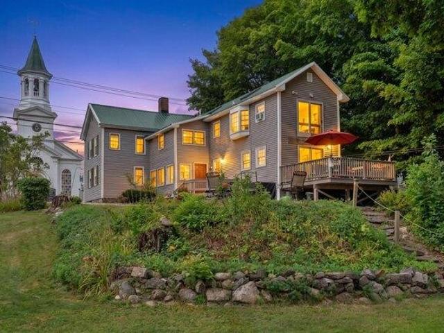 3 bedroom, Sanford ME 04083 105694994