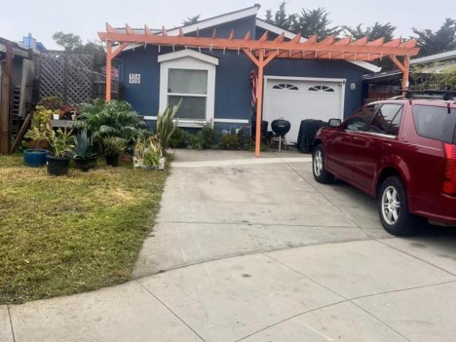 3 bedroom, Santa Cruz CA 95062 104201408