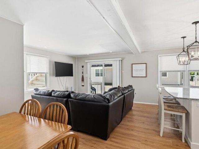 3 bedroom, Sea Isle City NJ 08243 105192212