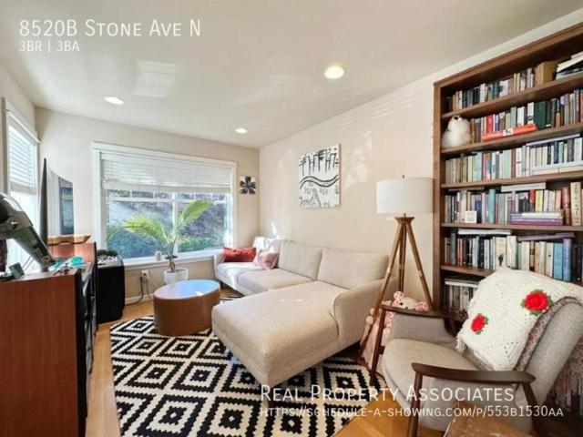 3 bedroom, Seattle WA 98103 106025757