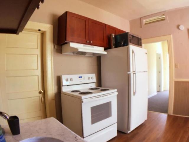 3 bedroom, Seattle WA 98102 LS105671150