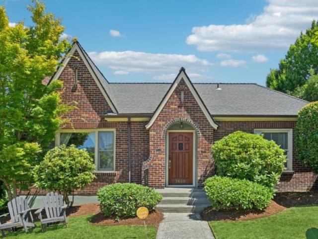 3 bedroom, Seattle WA 98109 105719829