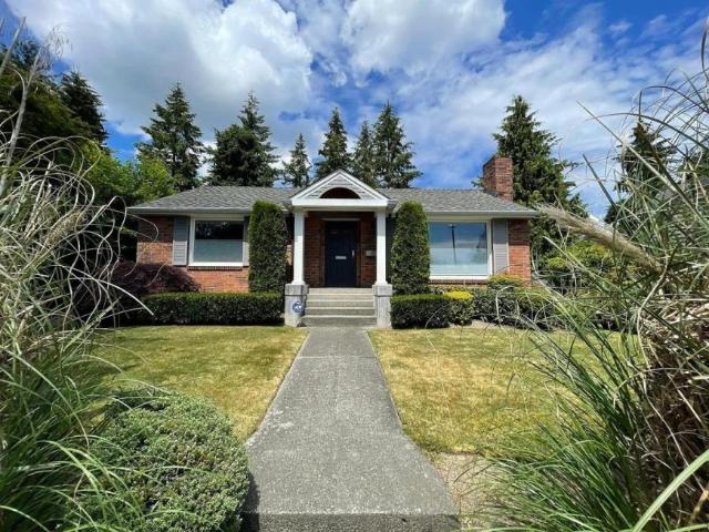 3 bedroom, Seattle WA 98115 105921624