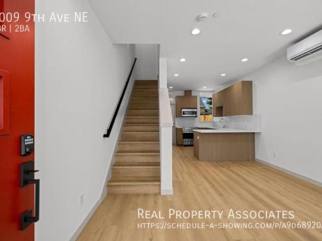 3 bedroom, Seattle WA 98115 106112523