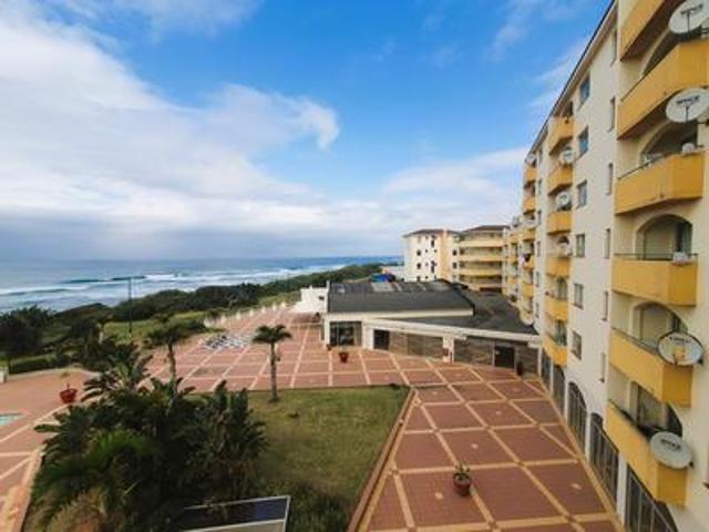 3 bedroom sectional title unit on th.