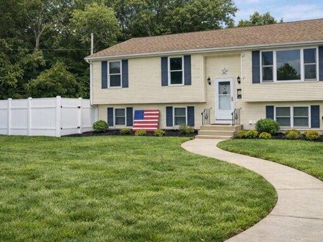 3 bedroom, Seekonk MA 02771 105404260