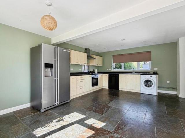 3 bedroom semi detached to let, Portishead, Bristol | Ocean Estate Agents