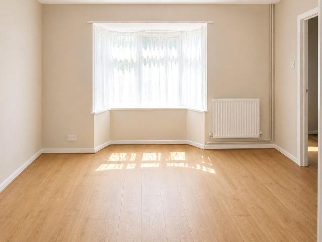 3 bedroom semi detached to rent