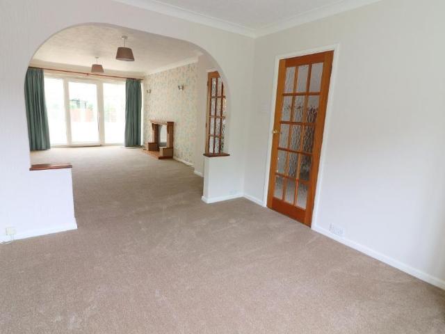 3 Bedroom Semi Detached To Rent