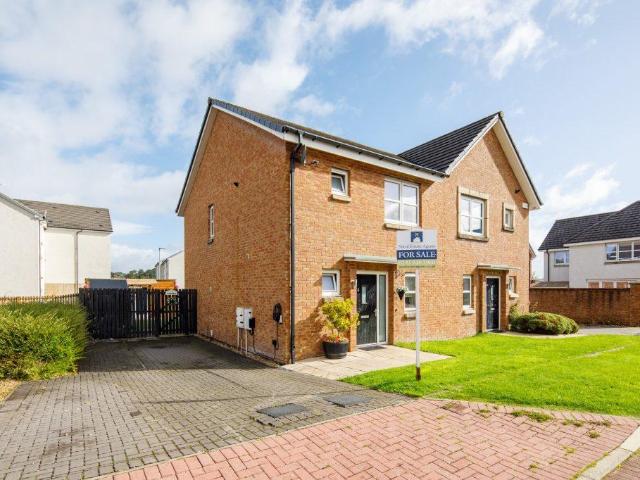3 bedroom semi detached villa house for sale